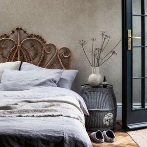 Piglet in Bed Dove Grey Fitted Linen Sheet King Gray